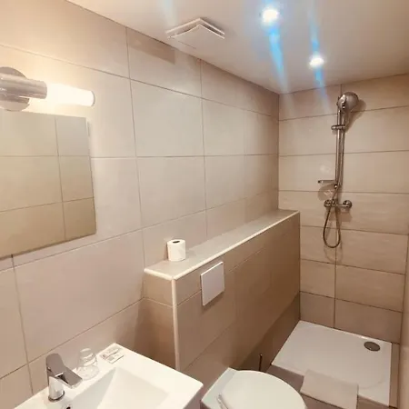 De La Poste Hotel 2*