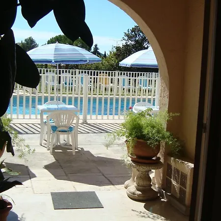 De La Poste Hotel 2*